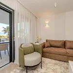 La Deluxe- Silver & Black * Vir