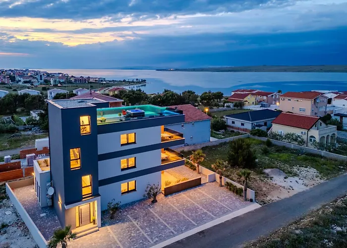 La Deluxe- Silver & Black Apartament *