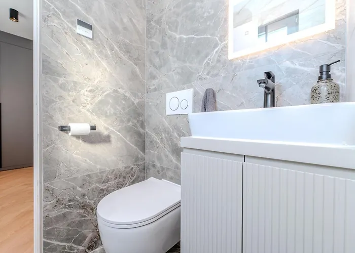 La Deluxe- Silver & Black * Vir