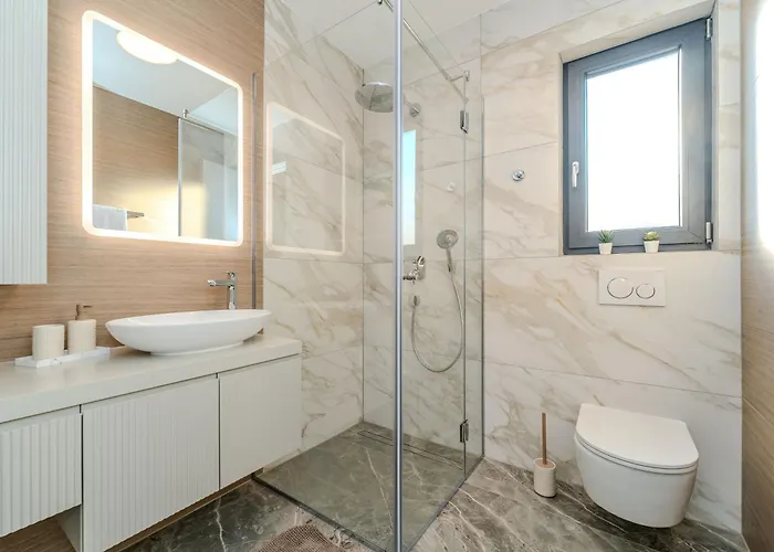 La Deluxe- Silver & Black *