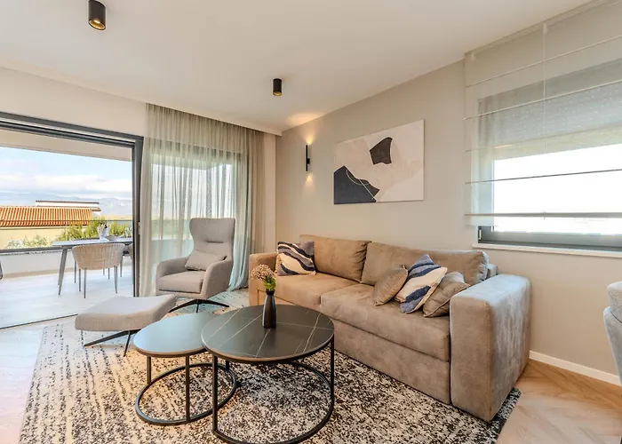 La Deluxe- Silver & Black Apartament *